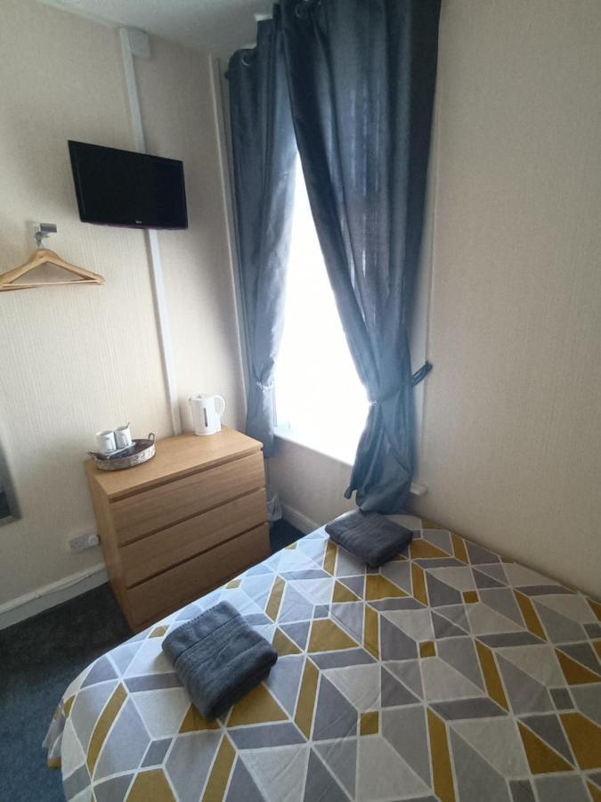 Strides Hotel Blackpool Esterno foto