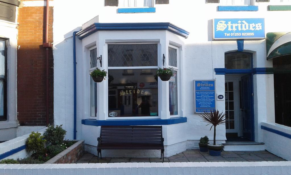 Strides Hotel Blackpool Esterno foto